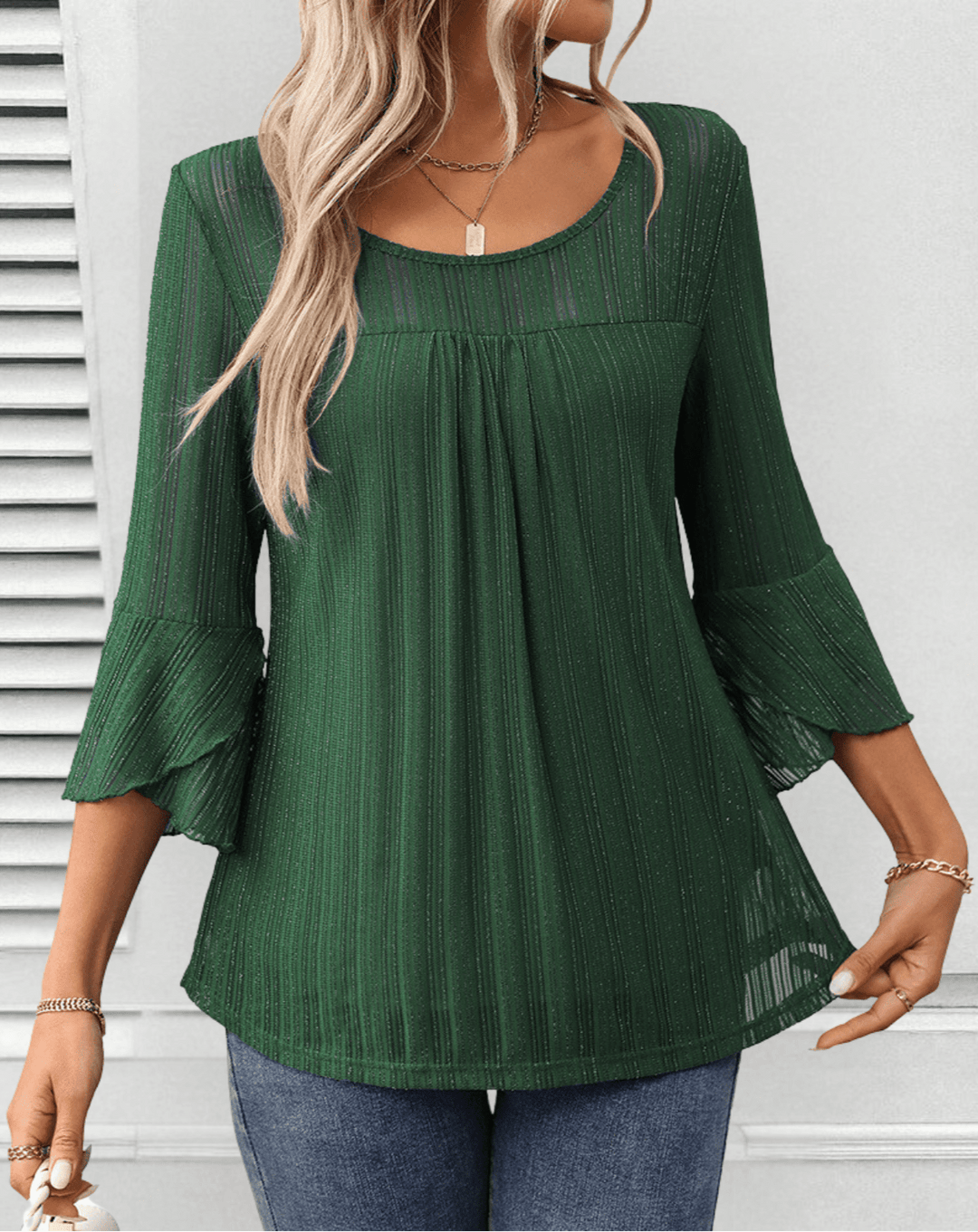 Larra | Sleek Pleated Blouse