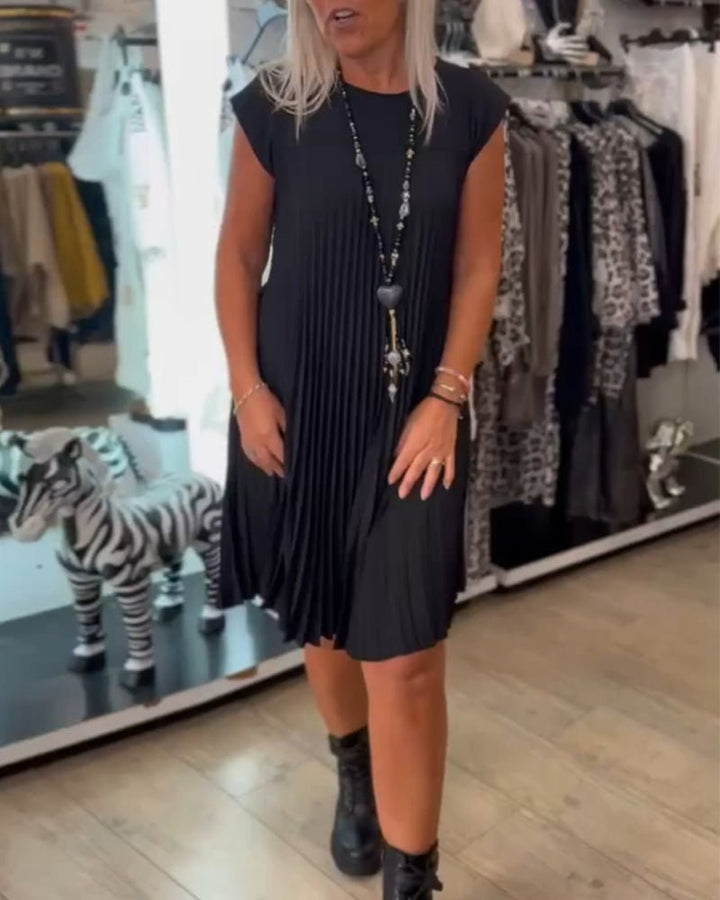 Alora | Pleated Chic Dress