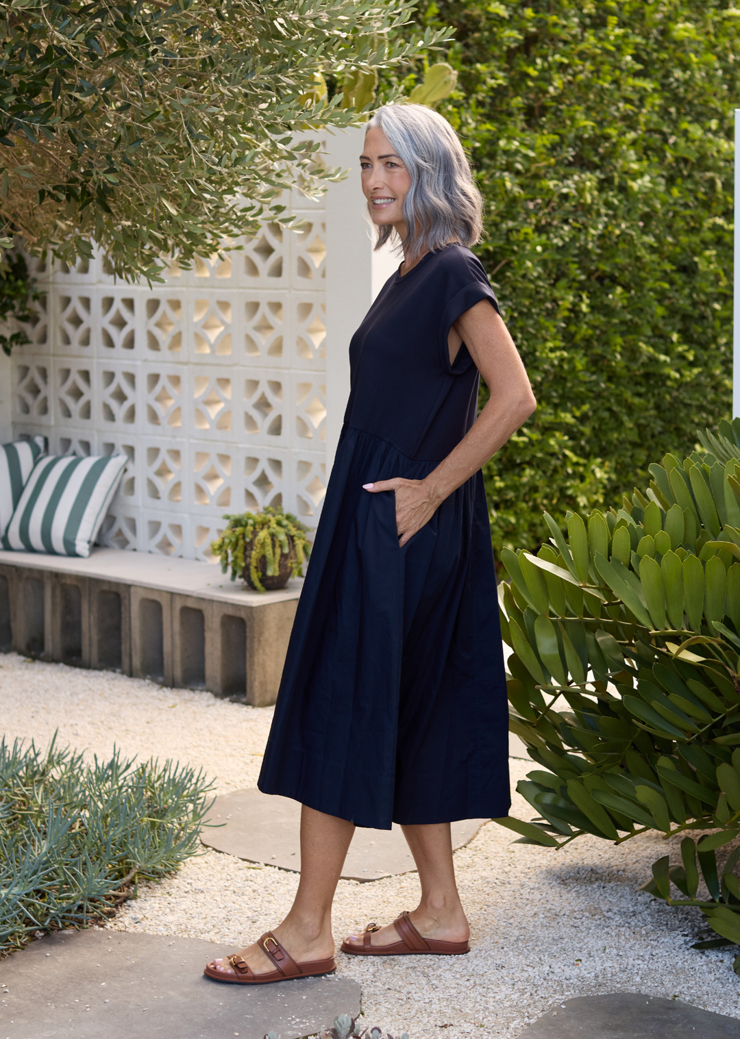Elayna | Midnight Grace Midi Dress