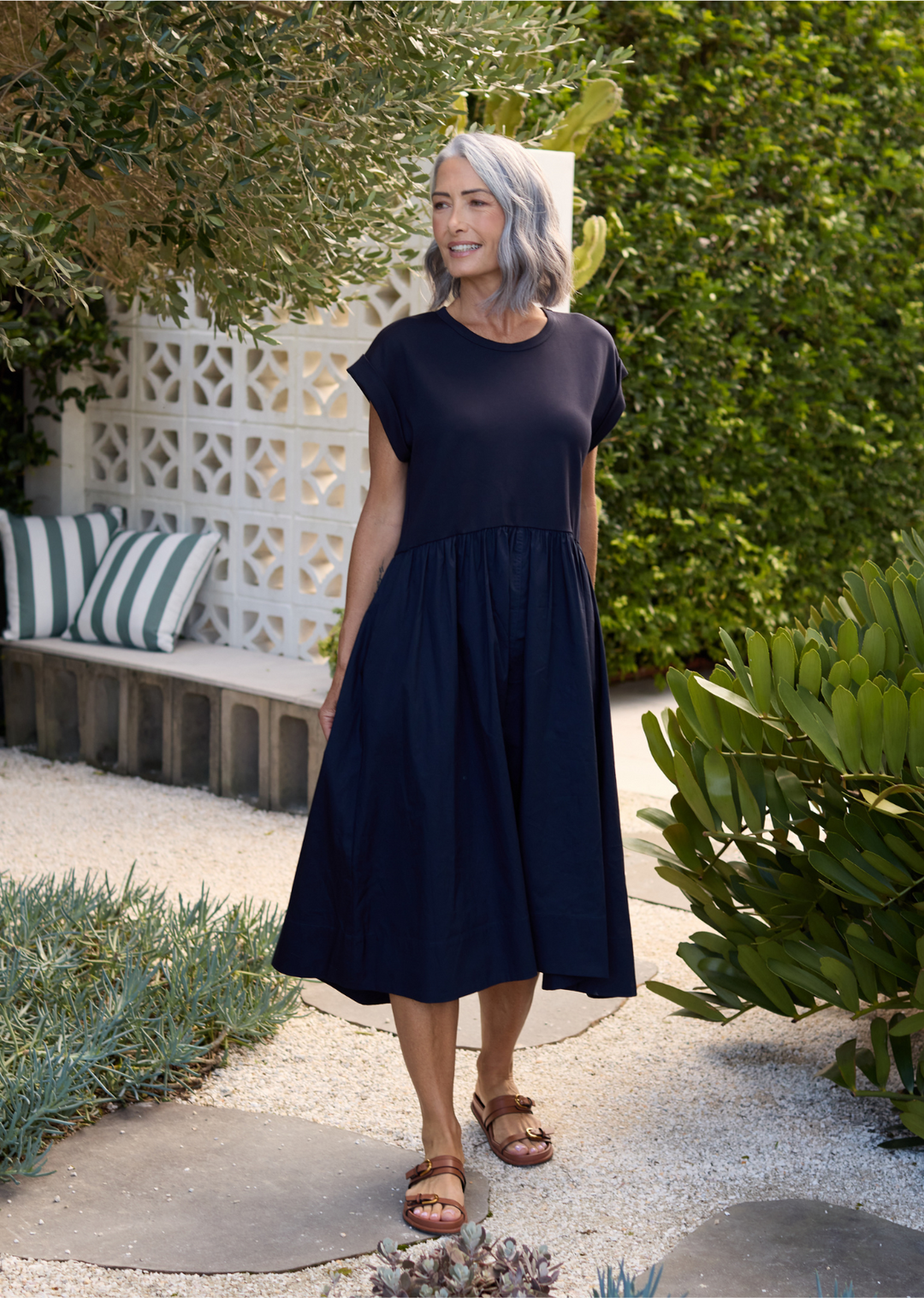 Elayna | Midnight Grace Midi Dress