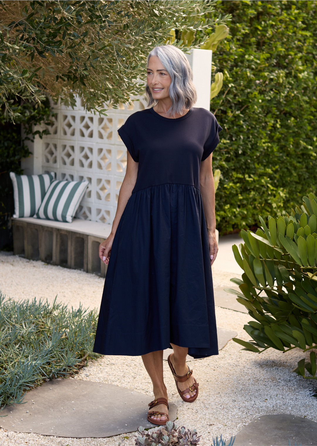 Elayna | Midnight Grace Midi Dress