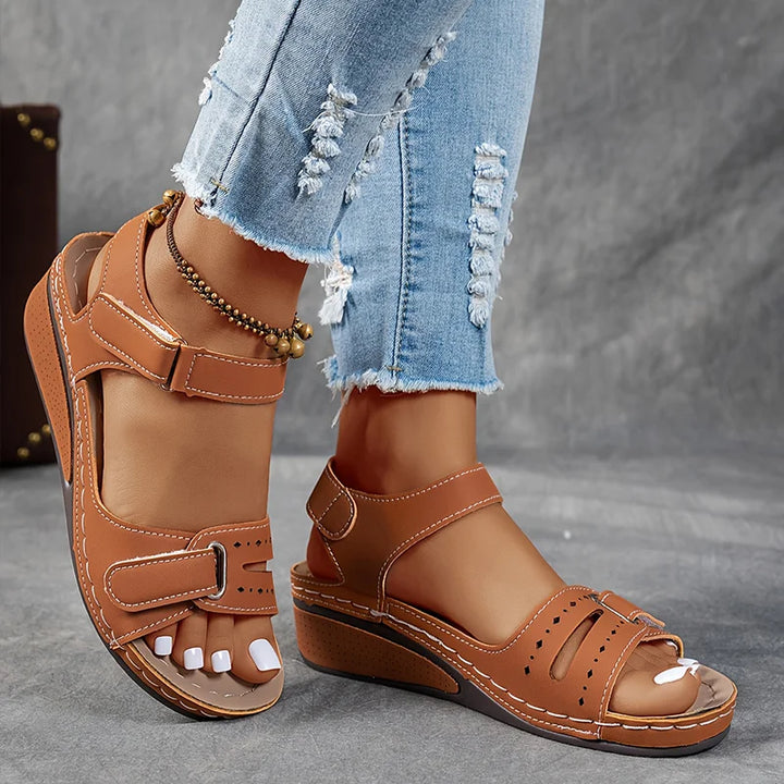 Cynthia | Sleek Orthopedic Sandals