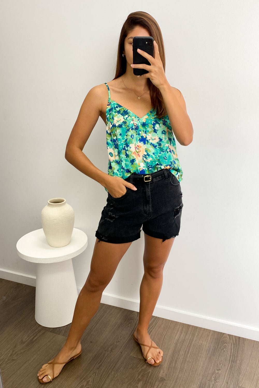 Vivian | Chic Cami Sleeveless